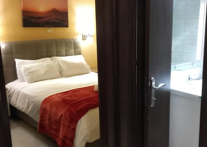 Kosta\'S Apartments.