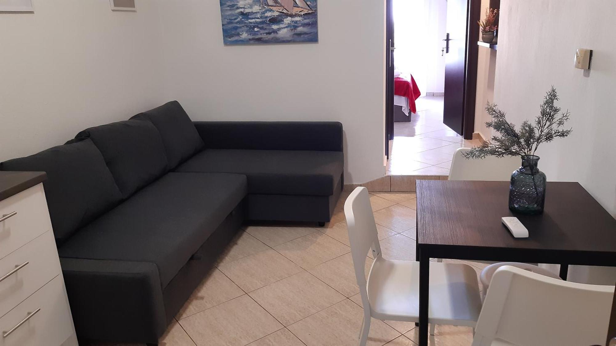 Kosta's Apartments.